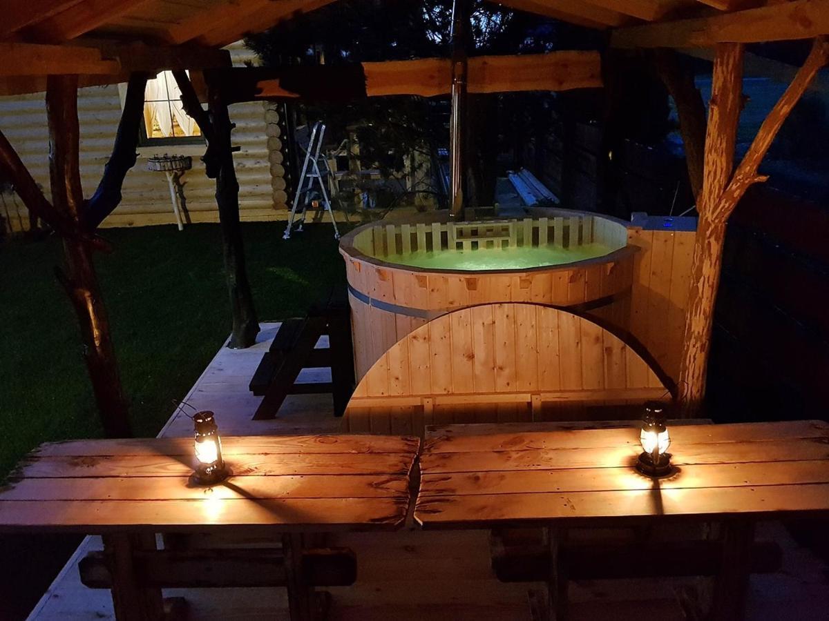 Behappy Woodhouse Vila Jastrzębia Góra Exterior foto